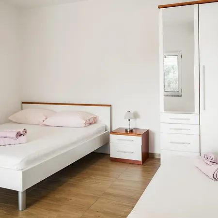 Apartmani Boban Zivogosce Exterior photo